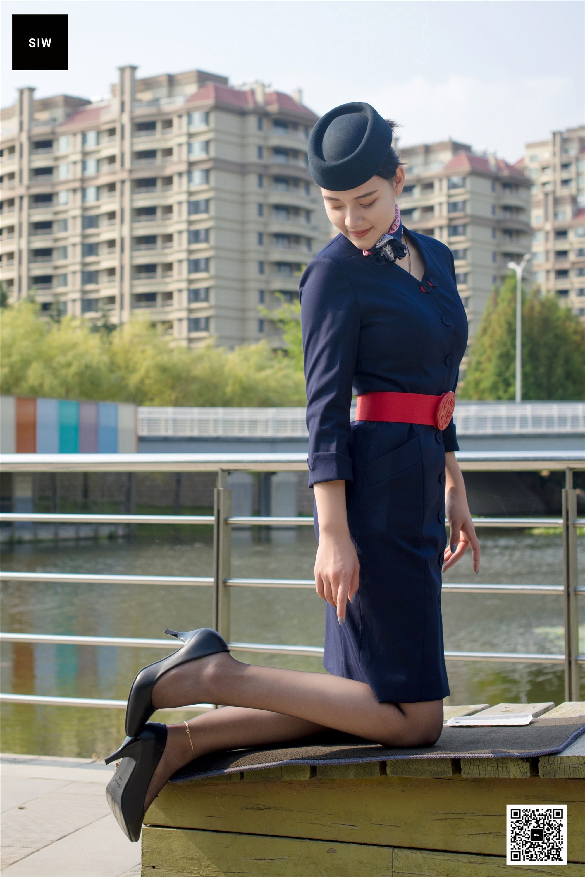 SIW斯文传媒 051 东航工装制服帽子丝巾套裙四件套 - 思琪